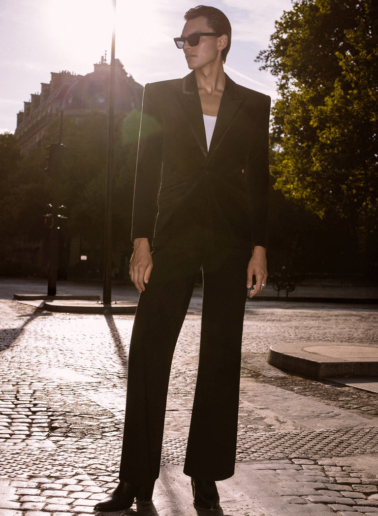 Single Breasted Wide Shoulder Black Velvet Jacket