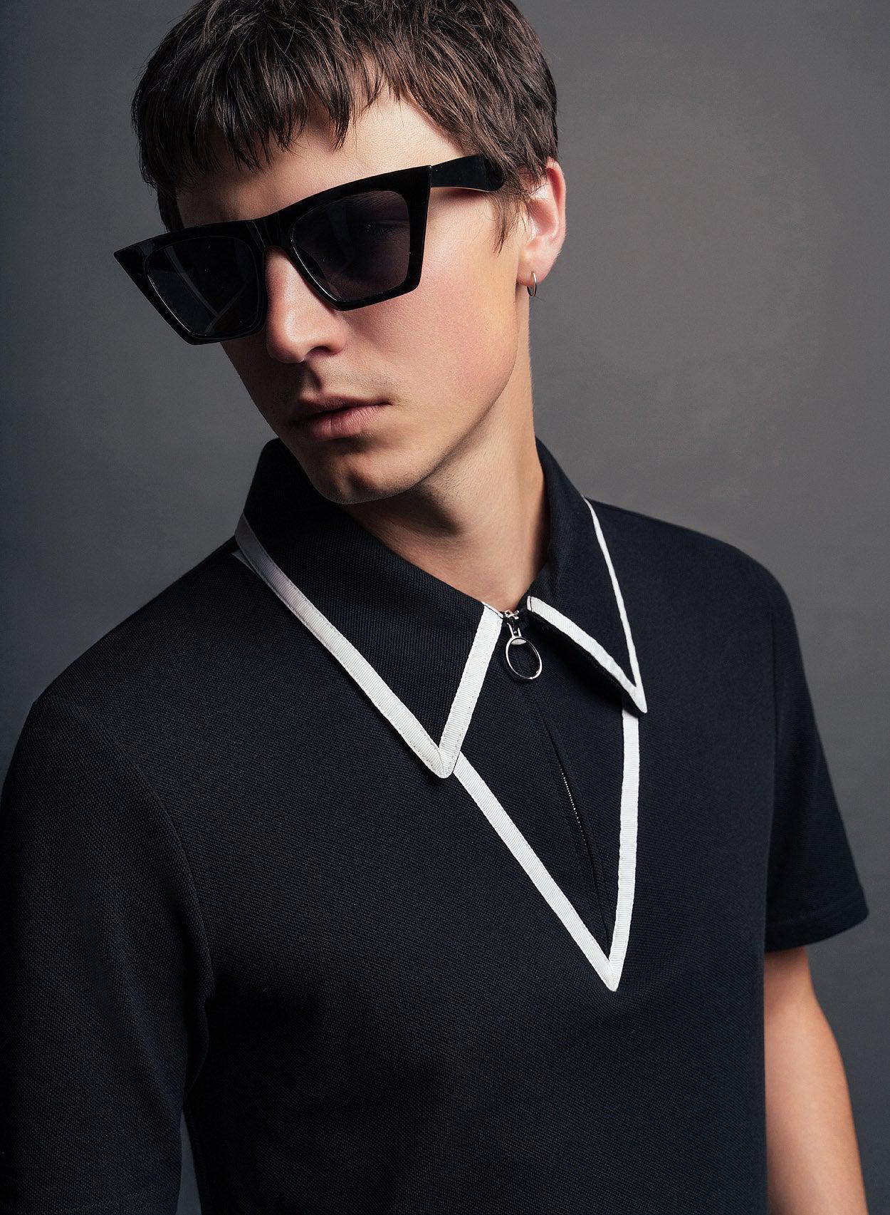 Black Carnaby Circle Zip Cotton Polo Shirt ‐ Phix