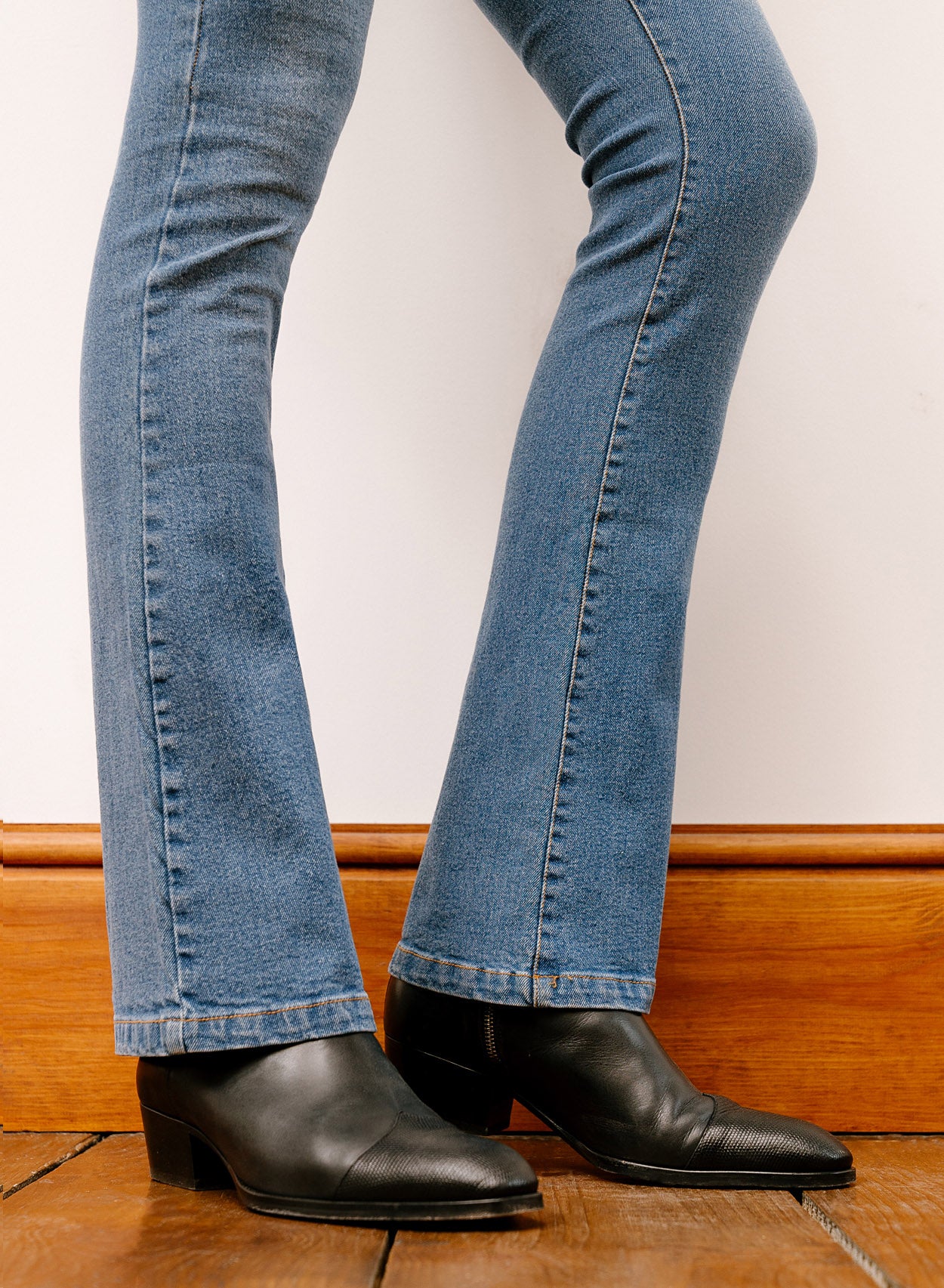 Slim fit flare best sale jeans