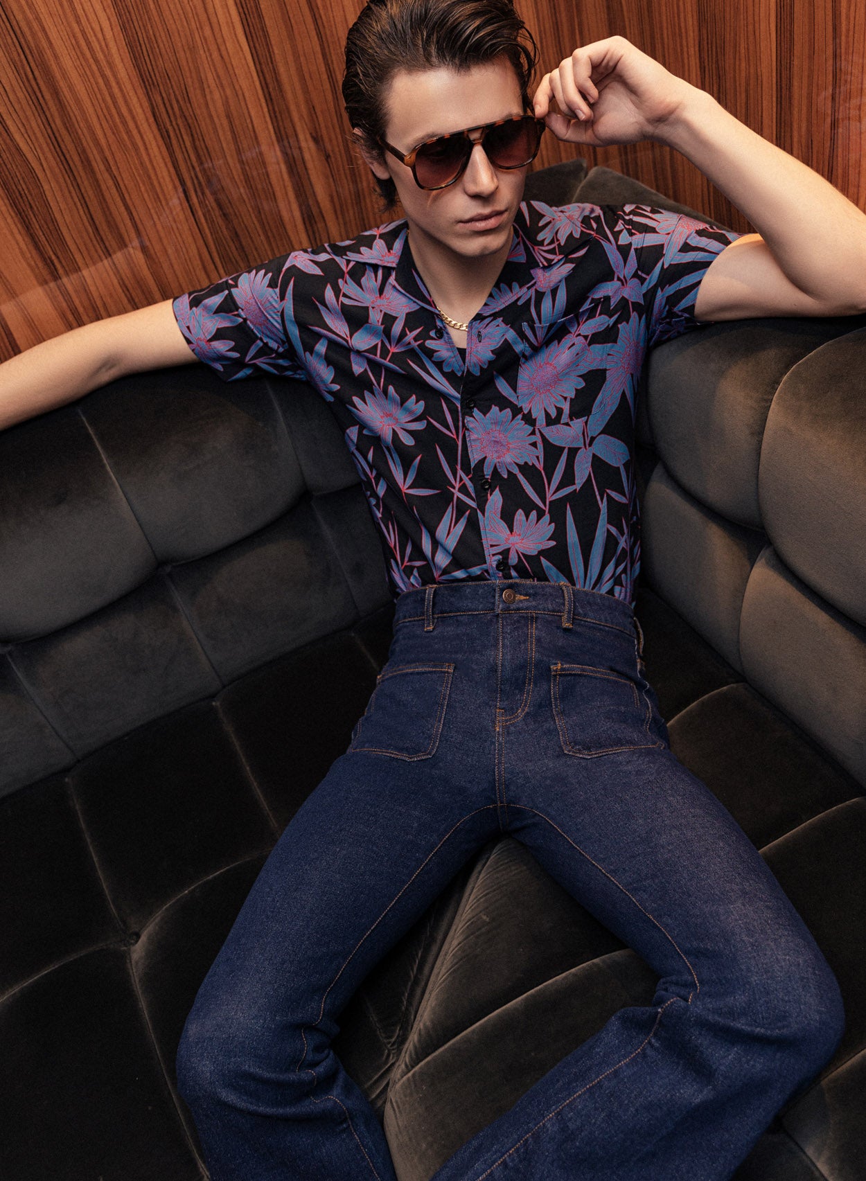 Mens jeans with deals deep front pockets